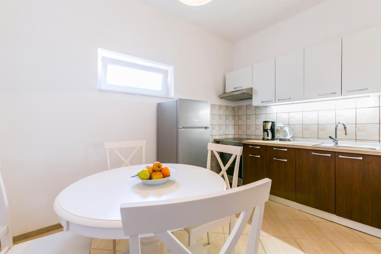 Apartamento Aleksic Medulin Exterior foto
